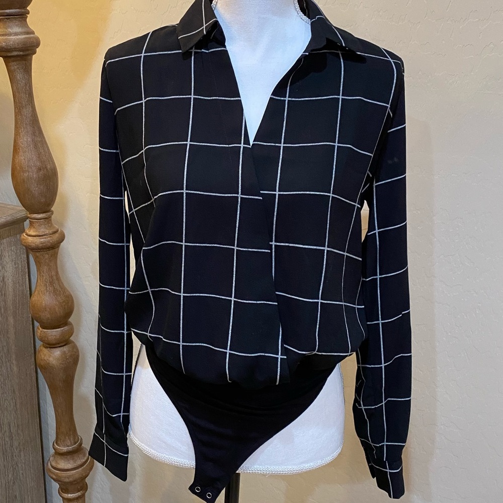 New✨ Forever 21 Black Bodysuit/Blouse NWT